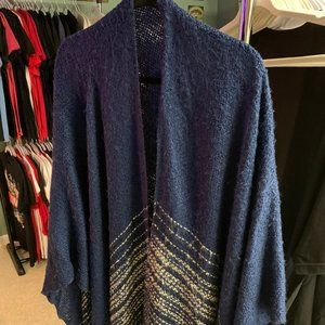 Navy/Cream Shawl